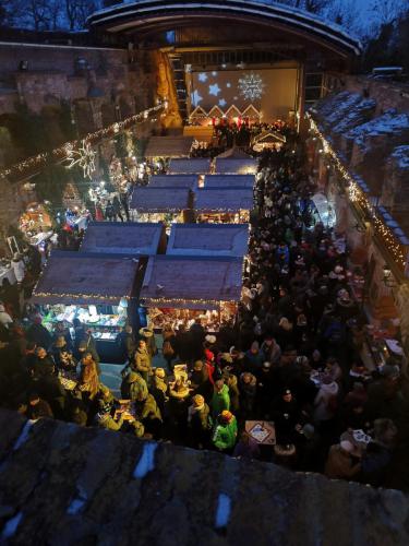 Christmas_Market_Schlossberg-scaled